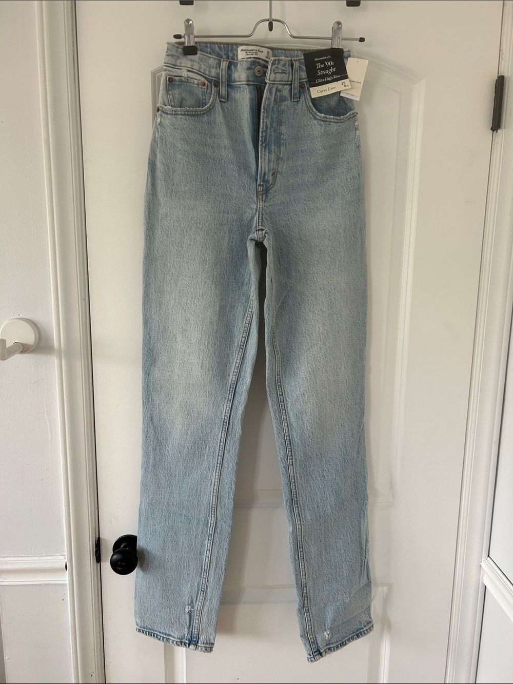 Abercrombie & Fitch 
The 90’s Straight Ultra High Rise